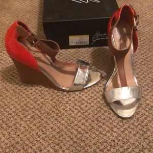 Badgley Mischka Nyomi Wedge